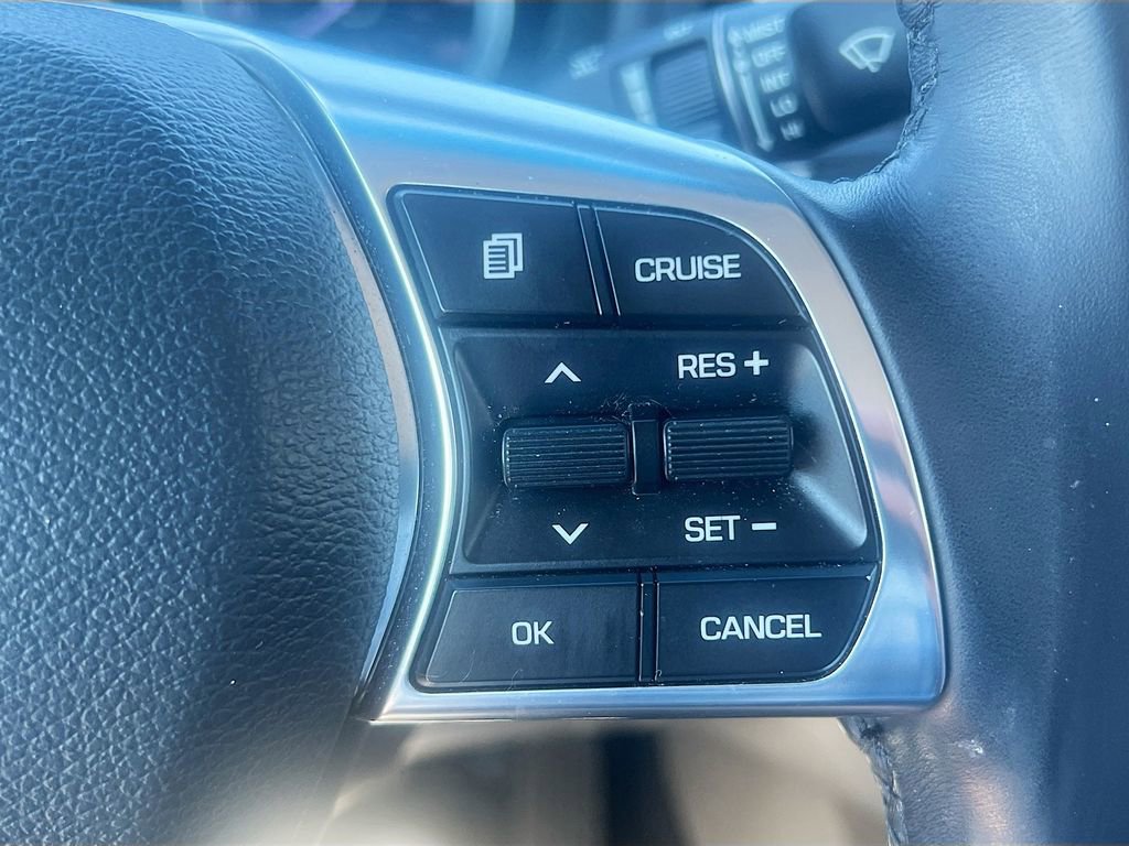 Used 2018 Hyundai Sonata SEL w/ Winter Weather Package image 13