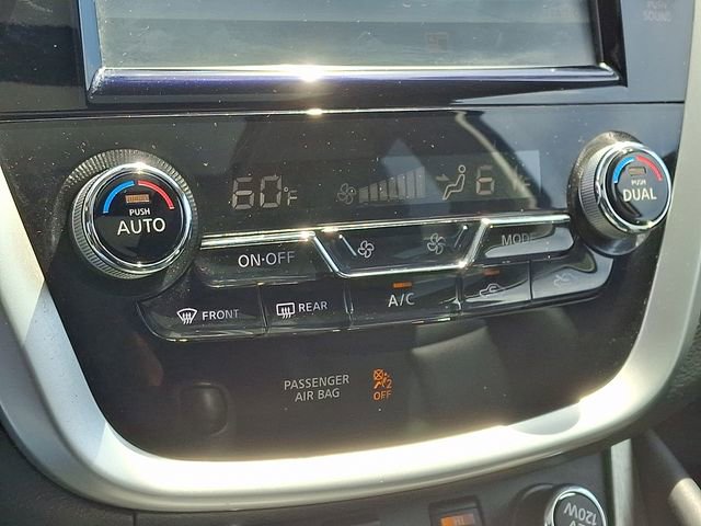 Used 2015 Nissan Murano SL w/ SL Technology Package AWD/4WD image 18