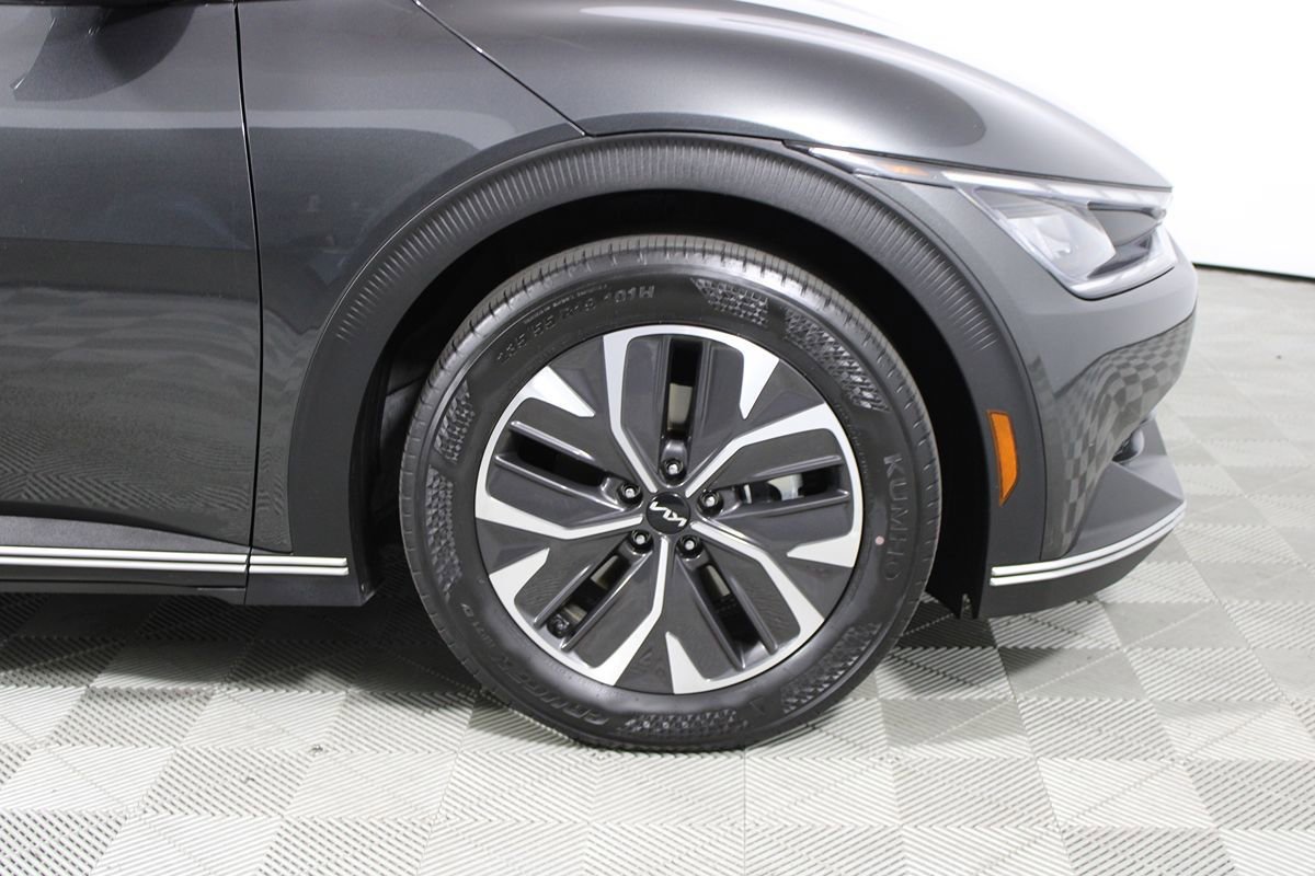 Used 2024 Kia EV6 Light RWD image 35