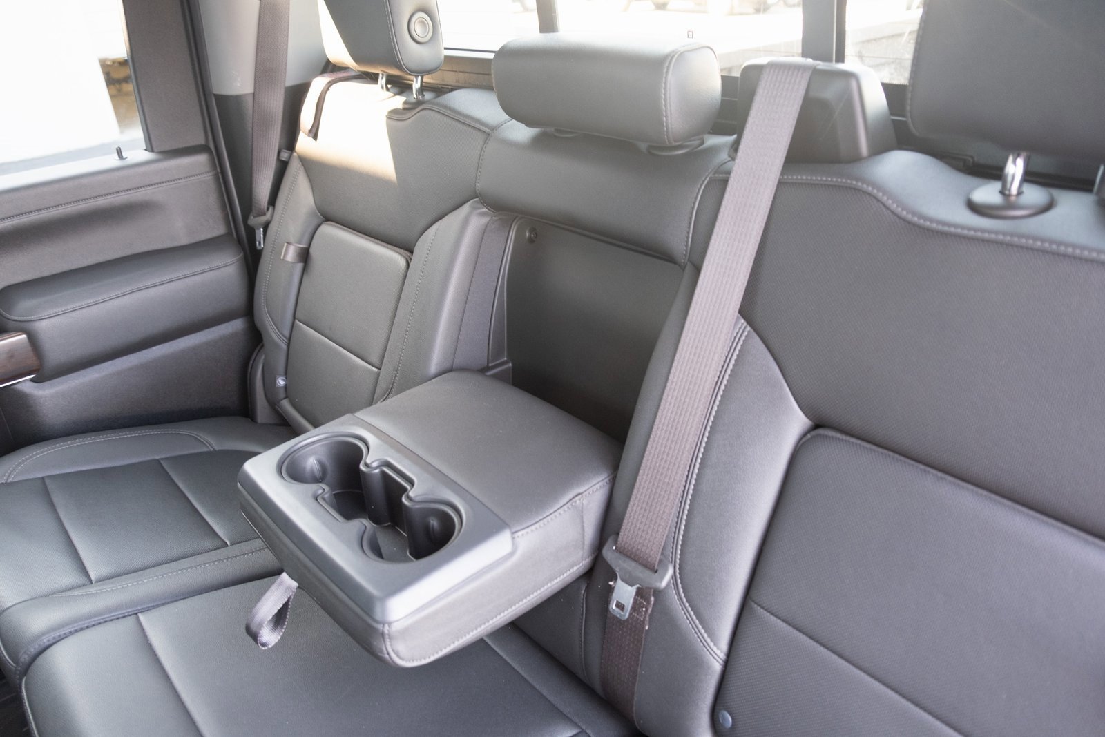 Used 2023 GMC Sierra 3500 SLT w/ SLT Preferred Package image 20