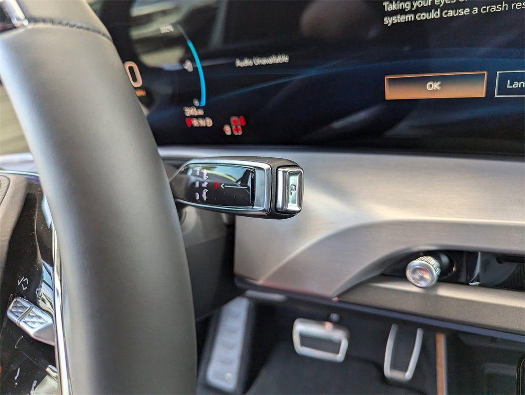 New 2026 Cadillac Vistiq Premium Luxury image 23