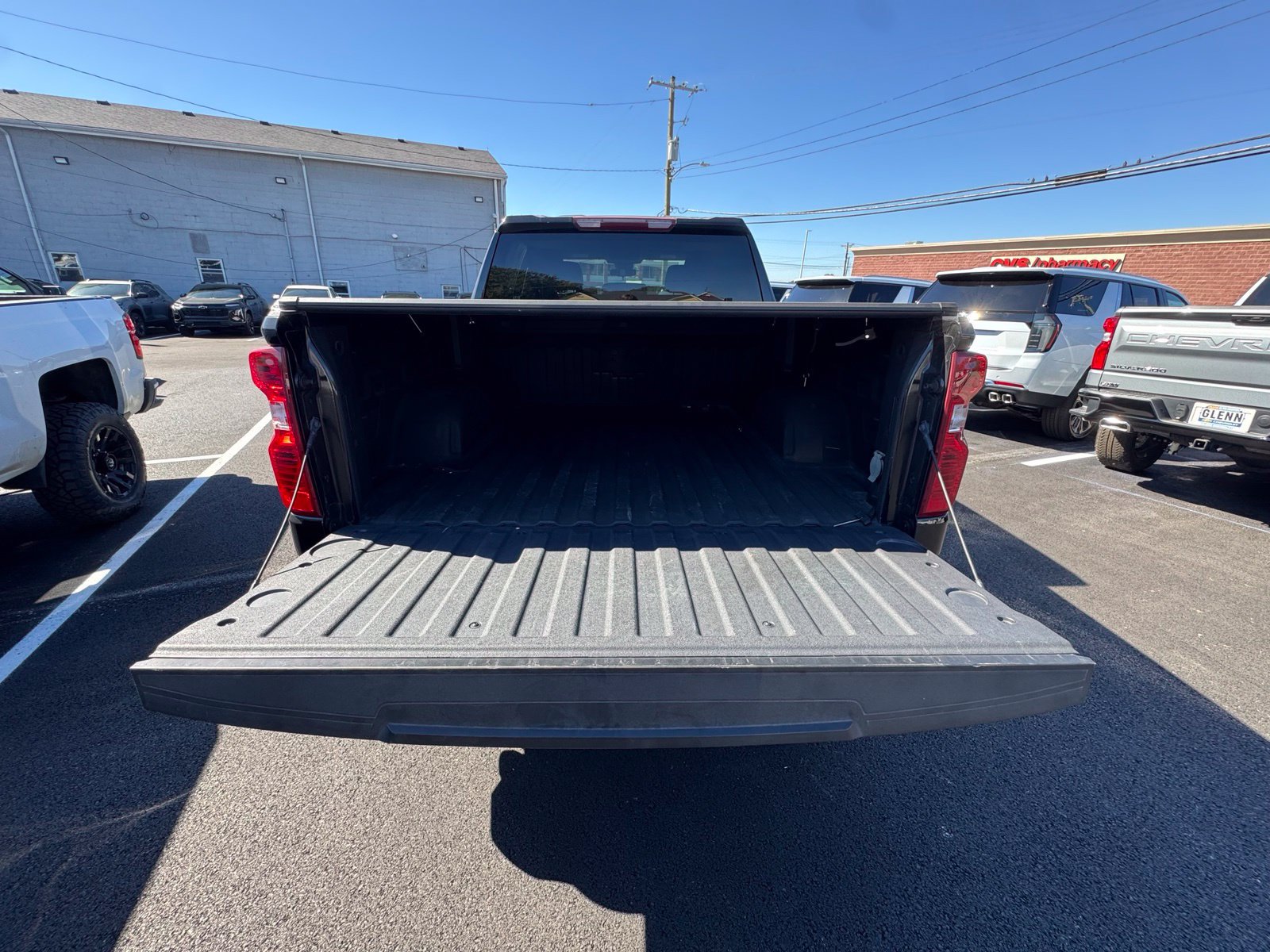 Used 2024 Chevrolet Silverado 1500 Custom Trail Boss w/ LPO, Dark Essentials Package AWD/4WD image 28