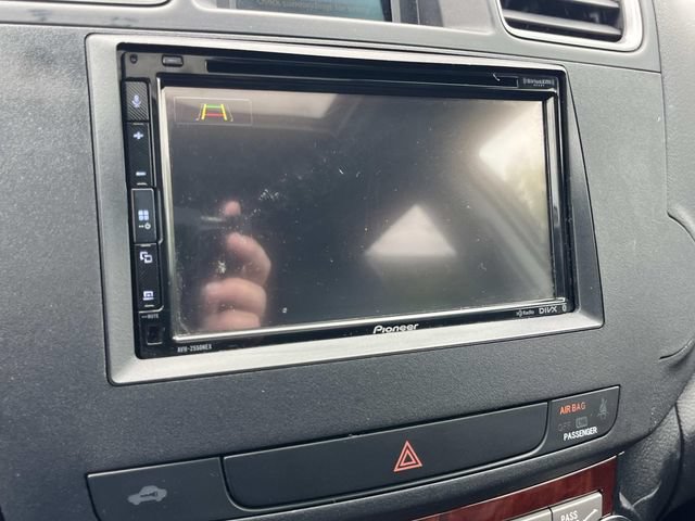 Used 2012 Toyota Highlander Limited w/ Tow Pkg FWD image 32
