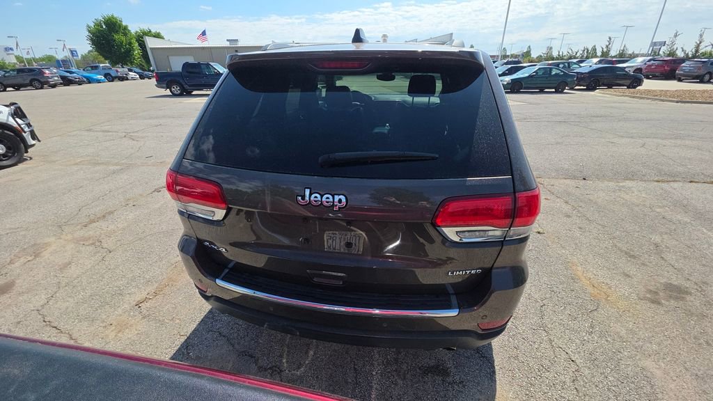 Used 2018 Jeep Grand Cherokee Limited AWD/4WD image 4