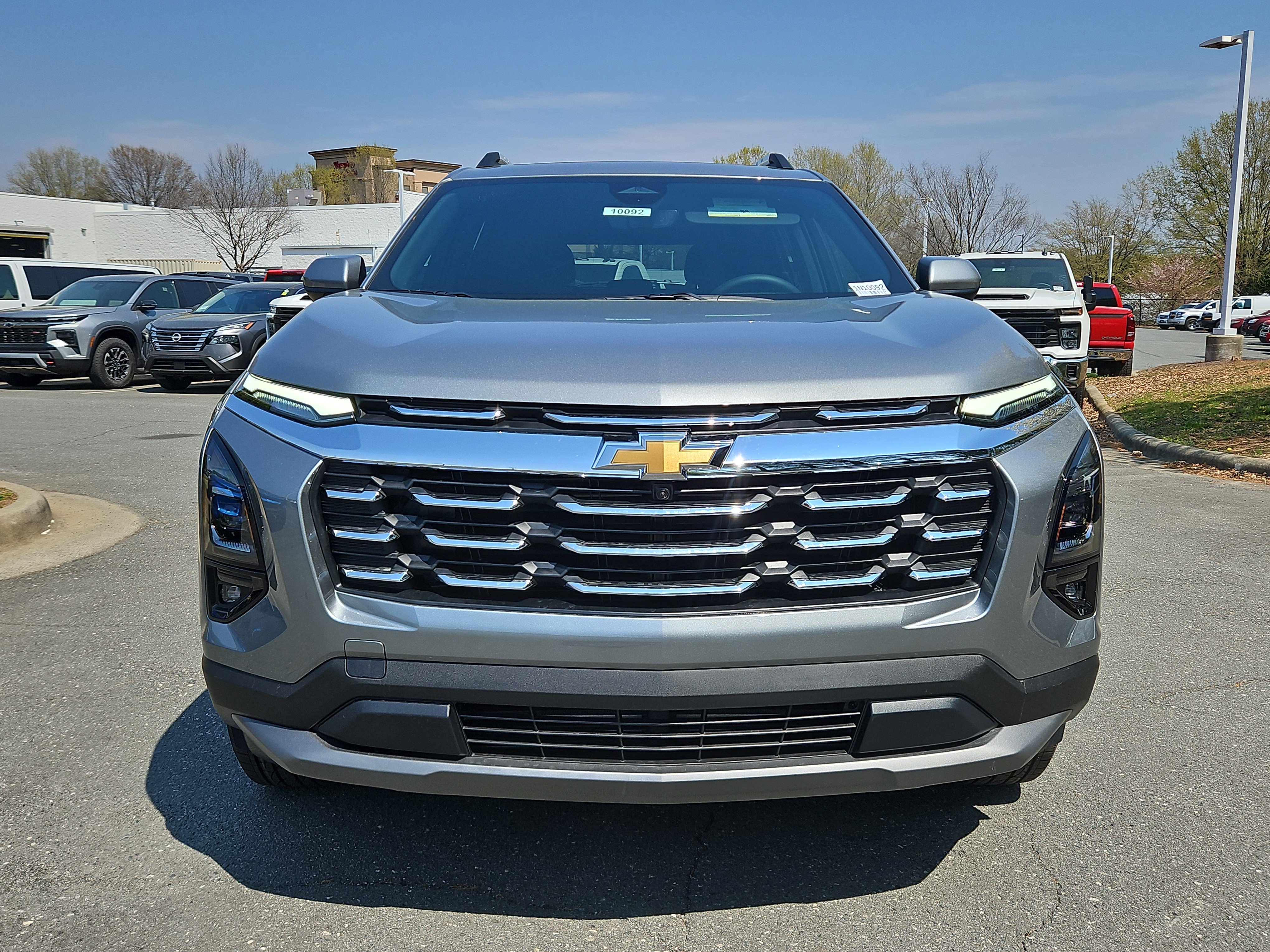 New 2026 Chevrolet Equinox LT w/ Convenience Package II FWD image 7