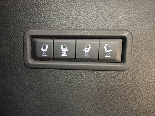 Used 2022 Jeep Wagoneer Series III w/ Premium Group I image 20