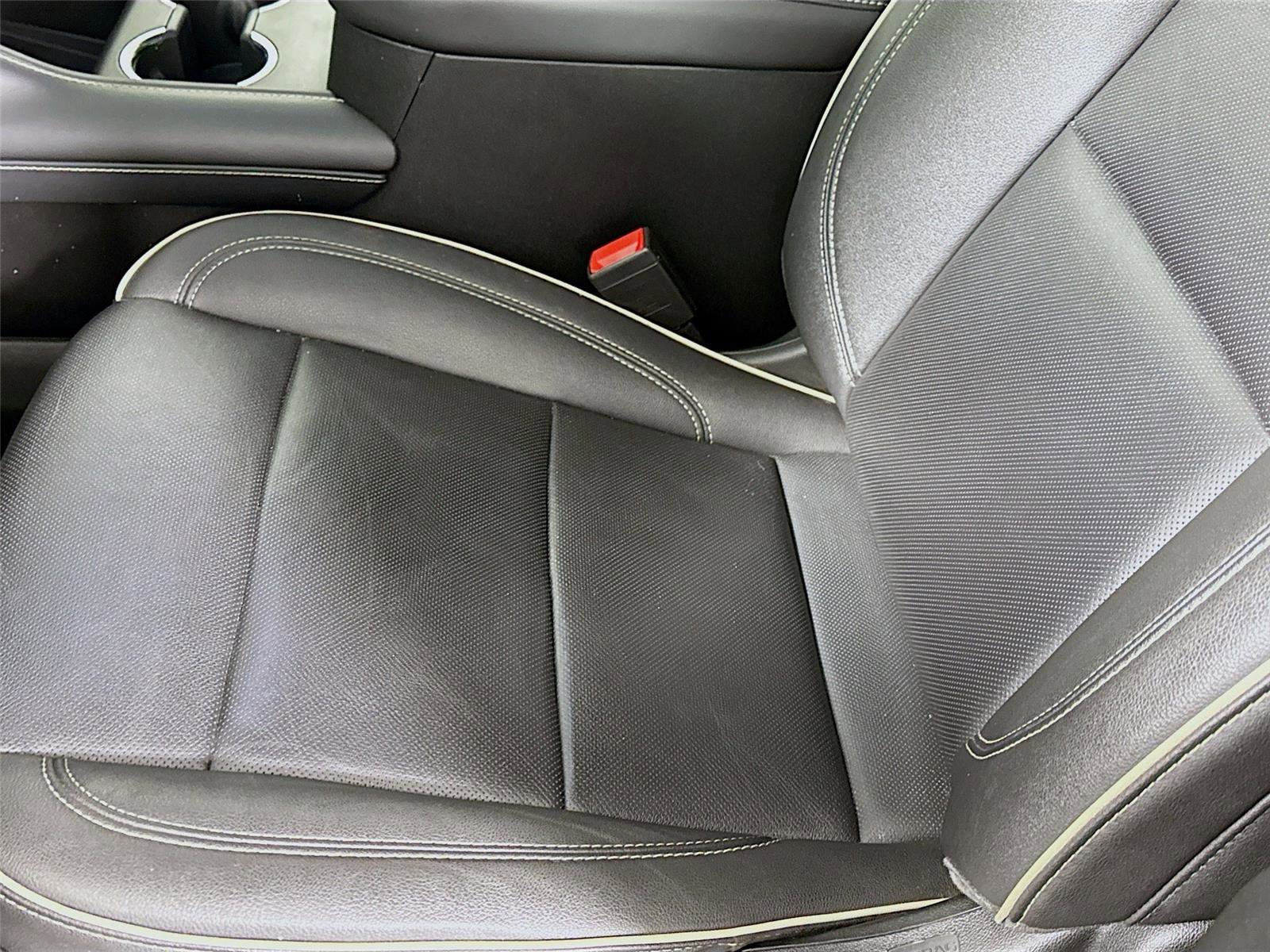 Used 2022 Chevrolet Suburban Premier image 14