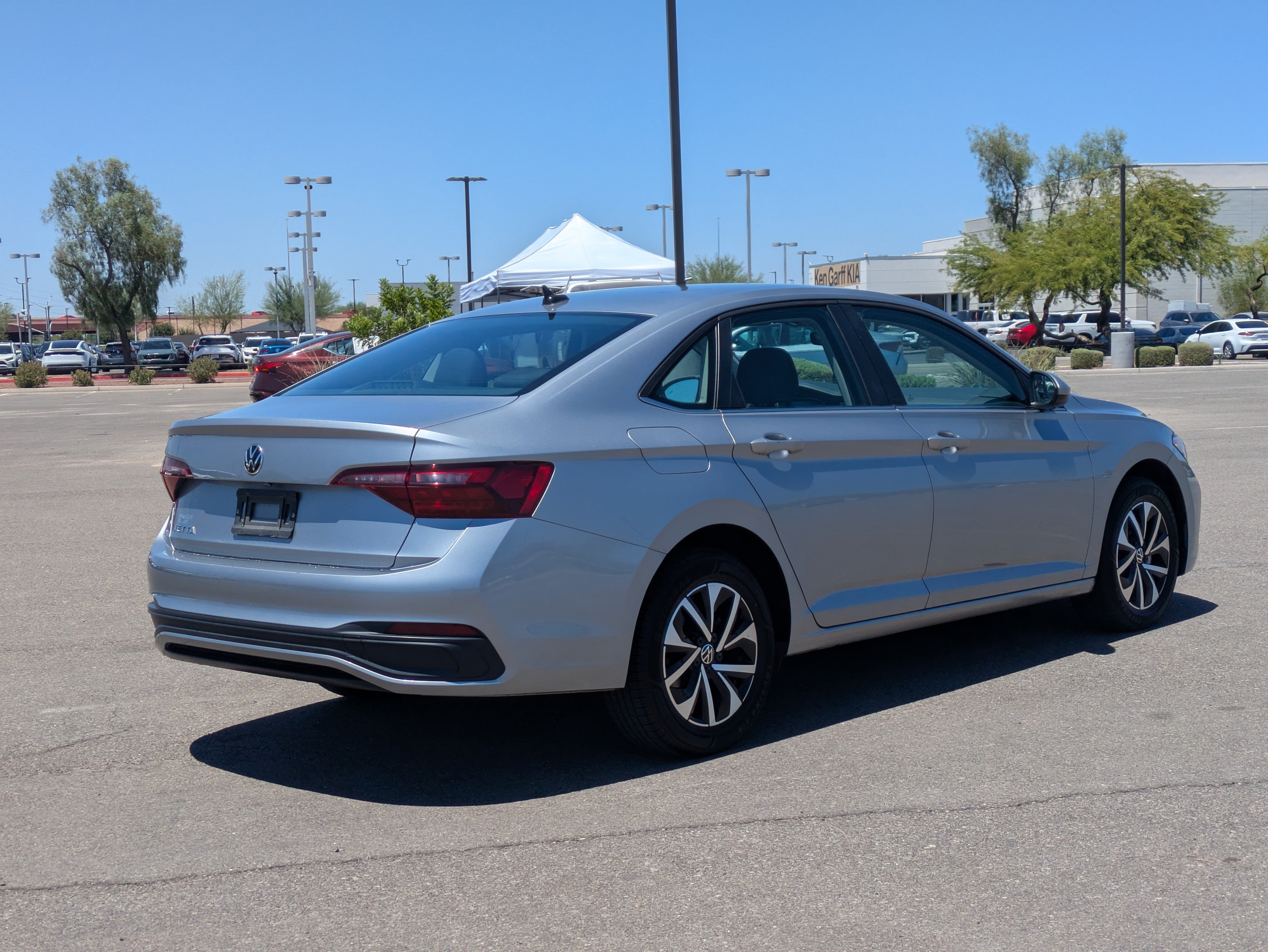 Used 2024 Volkswagen Jetta S FWD image 9