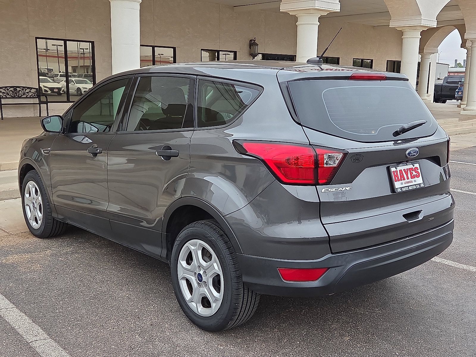 Used 2019 Ford Escape S FWD image 3