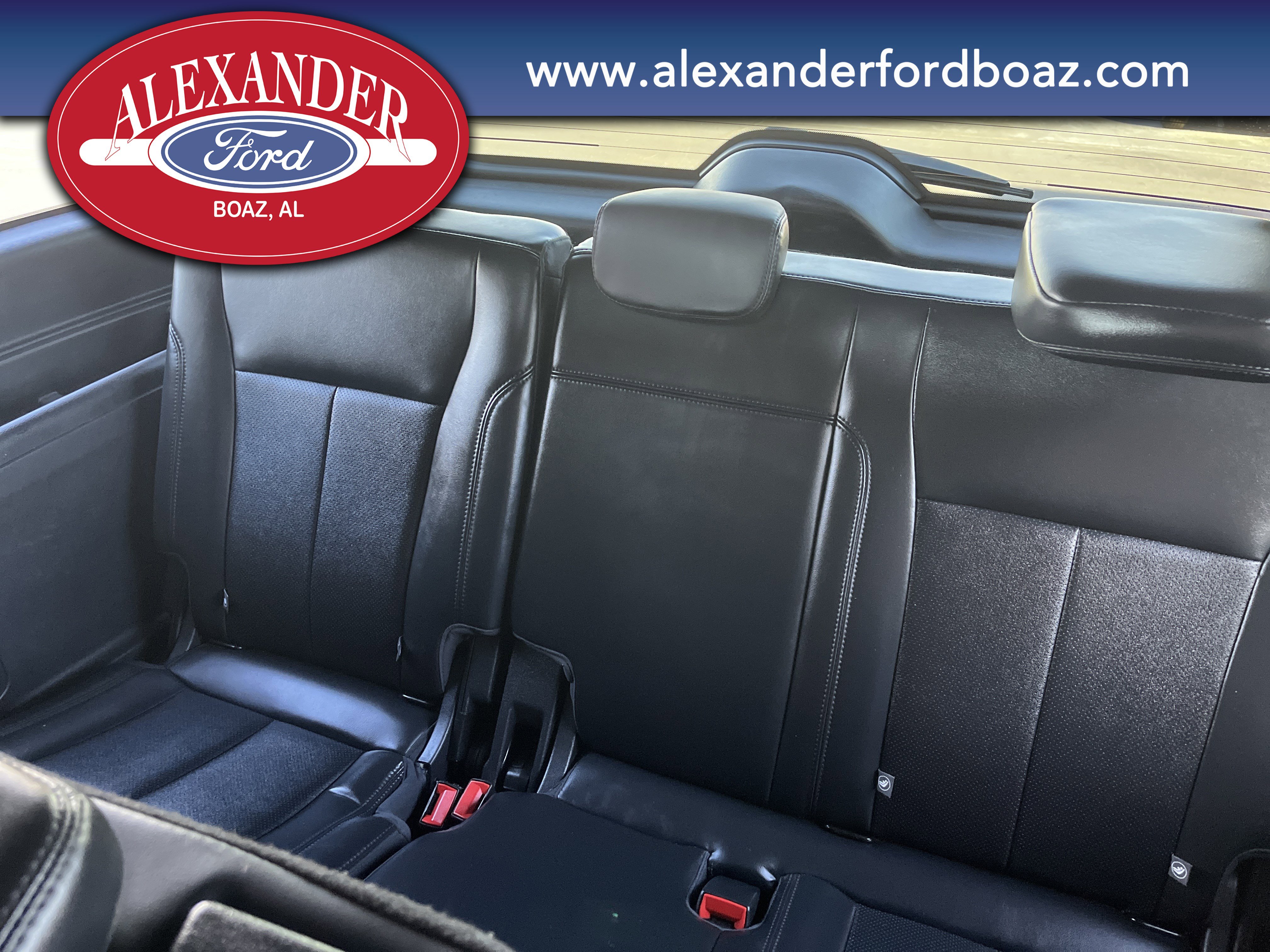 Used 2024 Ford Expedition XLT image 19