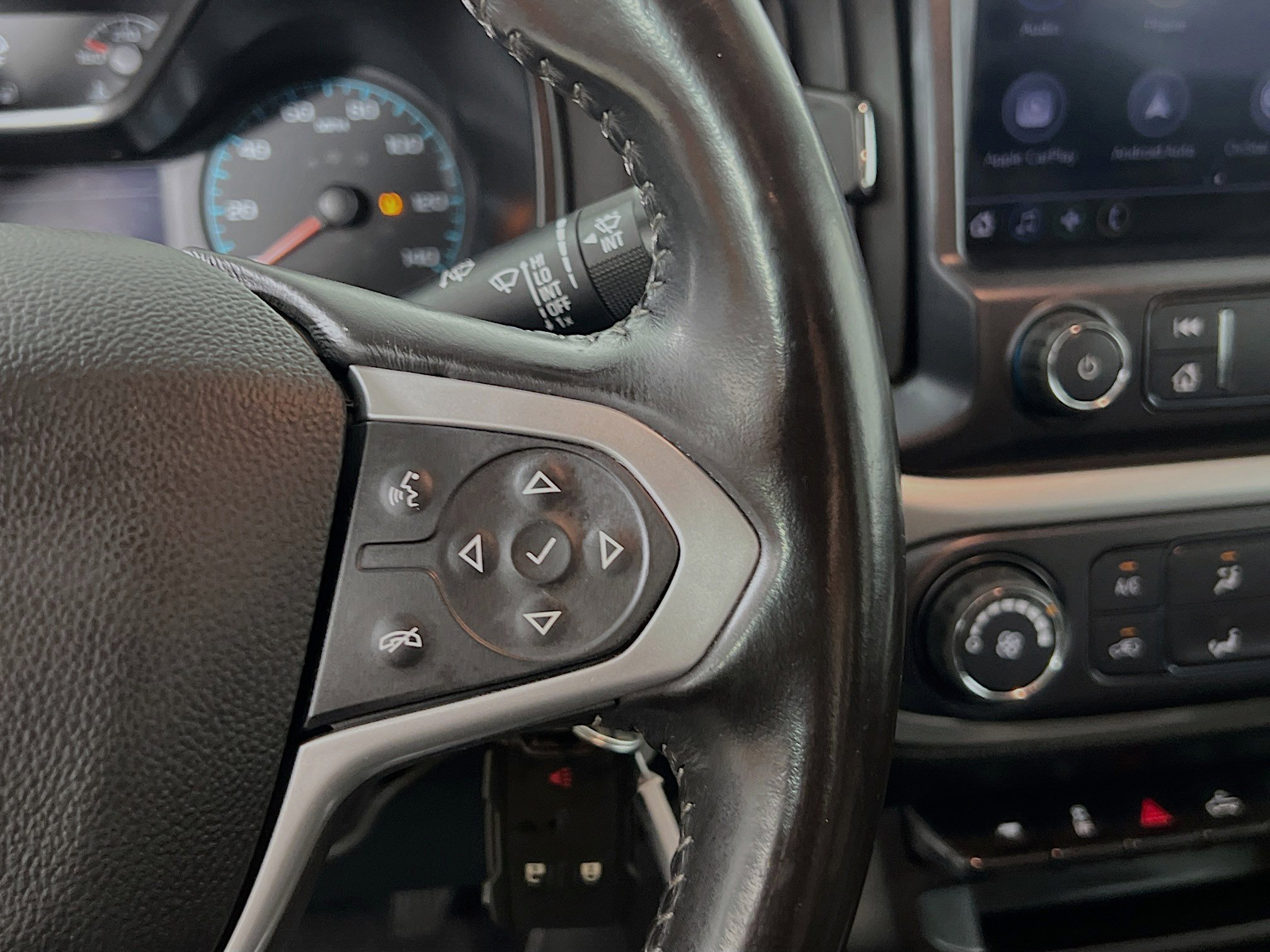 Used 2021 Chevrolet Colorado LT w/ Safety Package AWD/4WD image 20