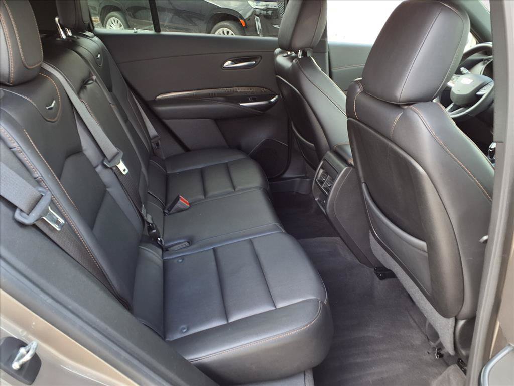 Used 2023 Cadillac XT4 Sport FWD image 13