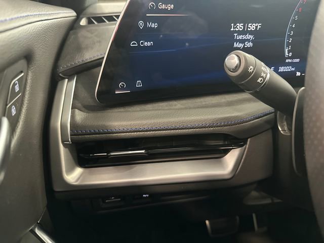 Used 2025 Cadillac XT4 Sport AWD/4WD image 18