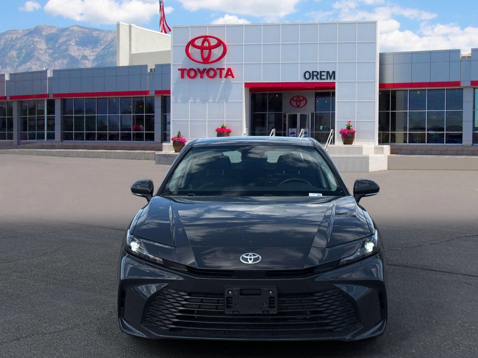 Used 2025 Toyota Camry XLE AWD/4WD video 2