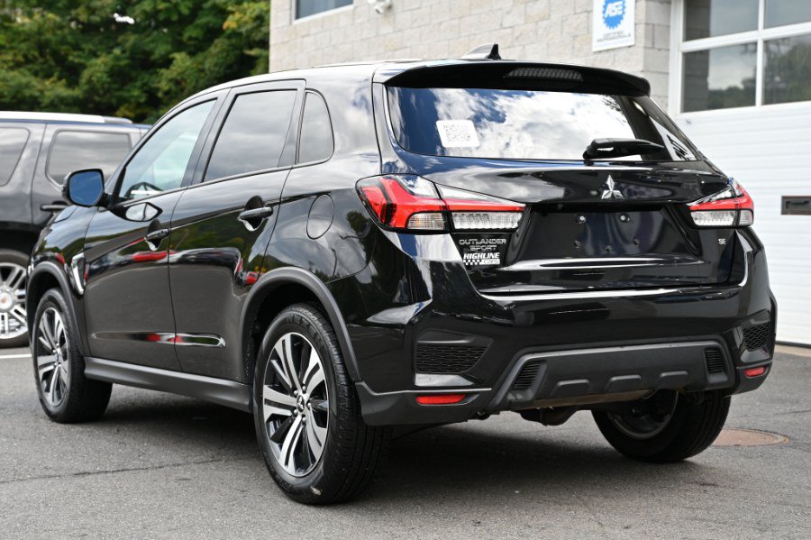 Used 2026 Mitsubishi Outlander Sport SE AWD/4WD image 3