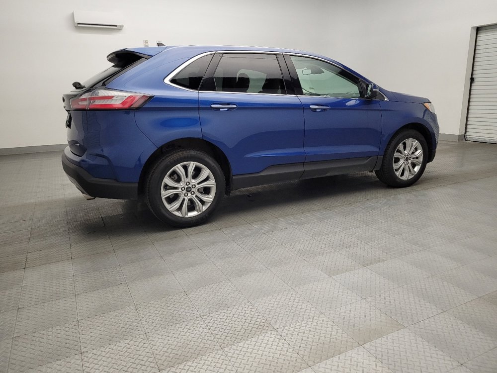 Used 2023 Ford Edge Titanium image 10