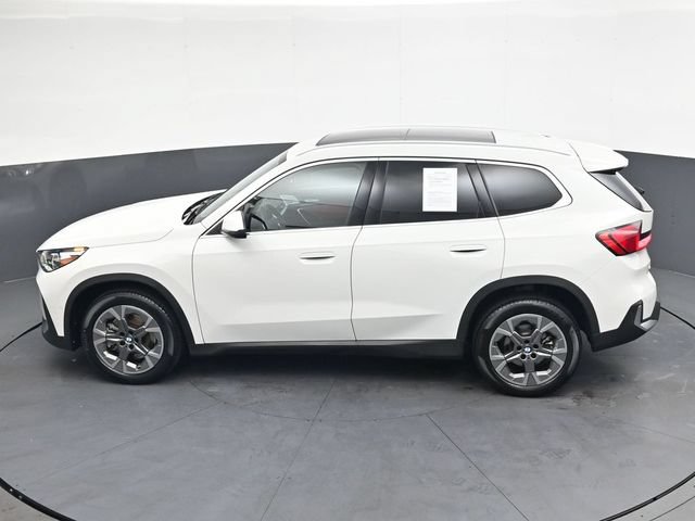 Used 2023 BMW X1 xDrive28i w/ Premium Package AWD/4WD image 34