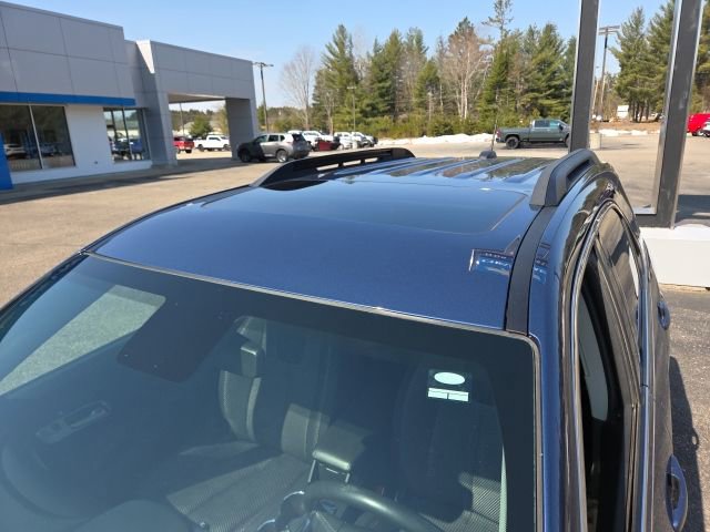 Used 2017 Chevrolet Equinox LT image 32