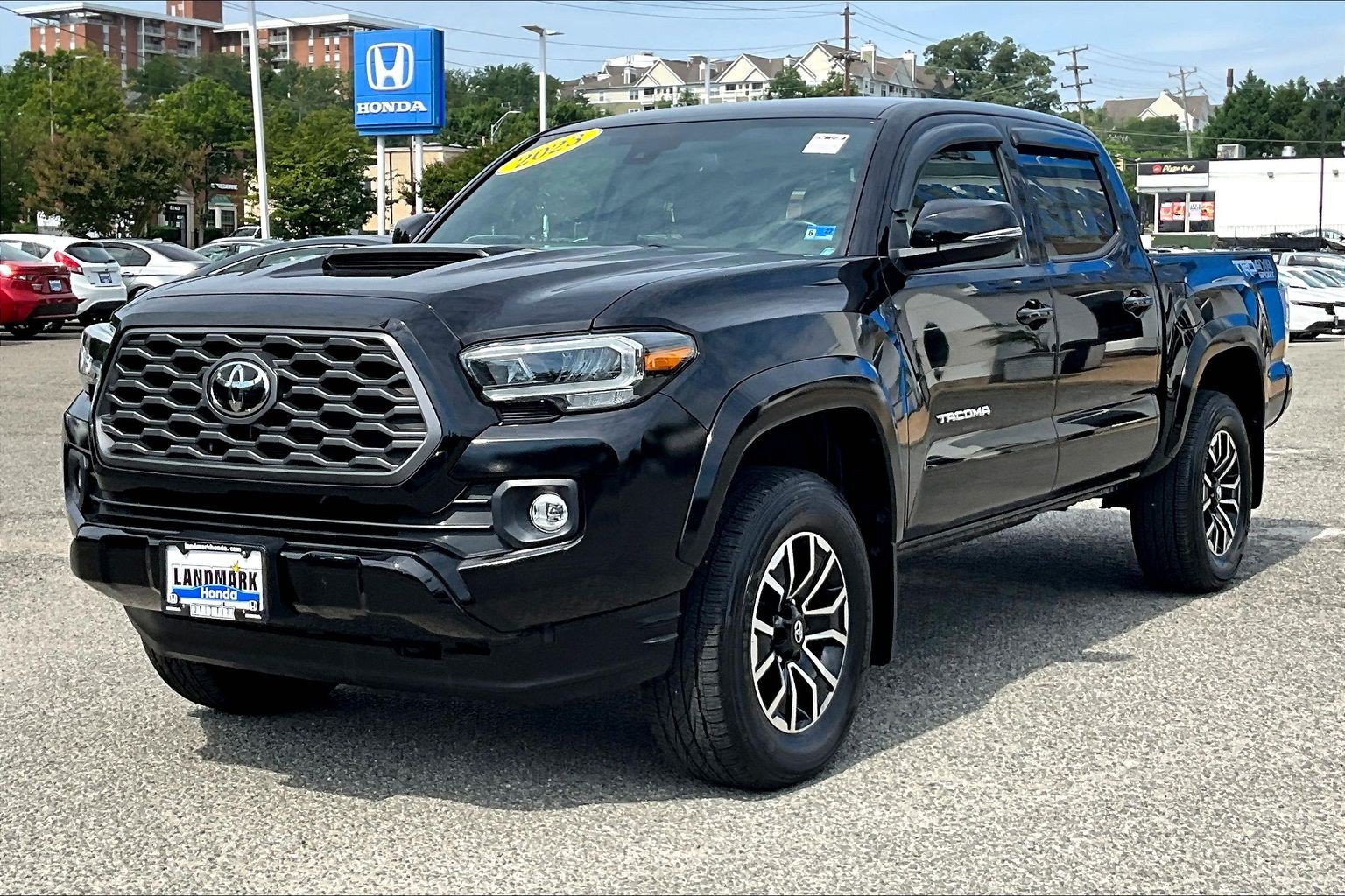 Used 2023 Toyota Tacoma TRD Sport AWD/4WD video 1