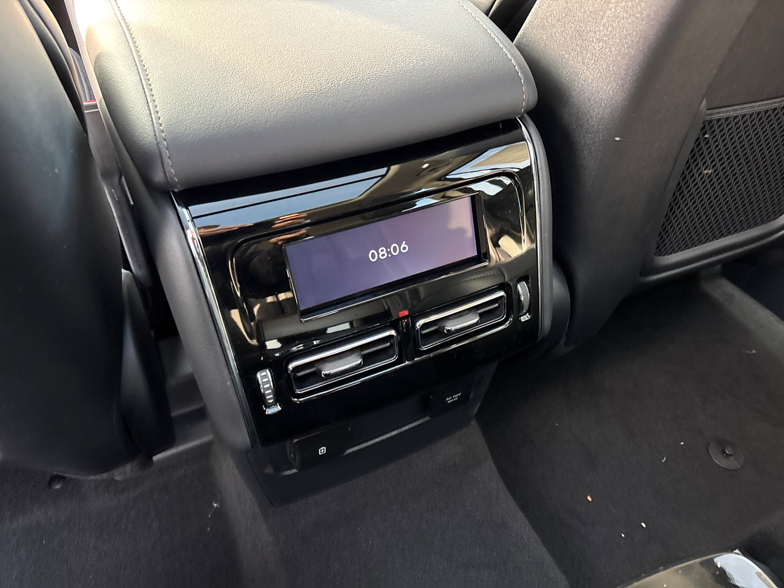 New 2026 Lincoln Aviator Reserve AWD/4WD image 32