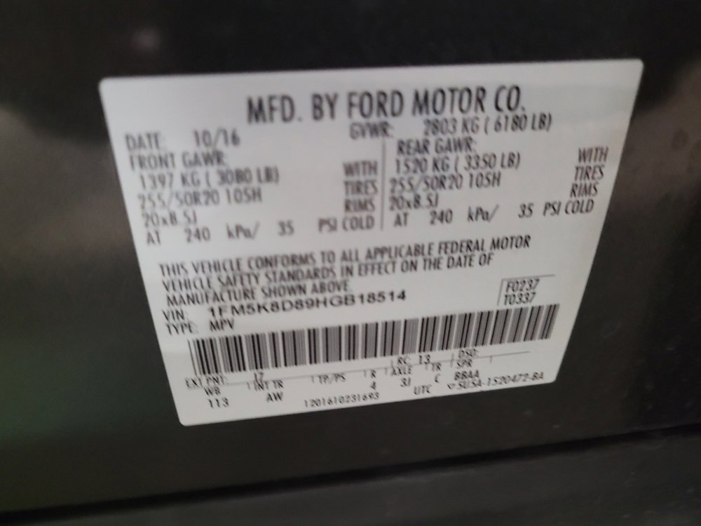 Used 2017 Ford Explorer XLT w/ Equipment Group 202A AWD/4WD image 33