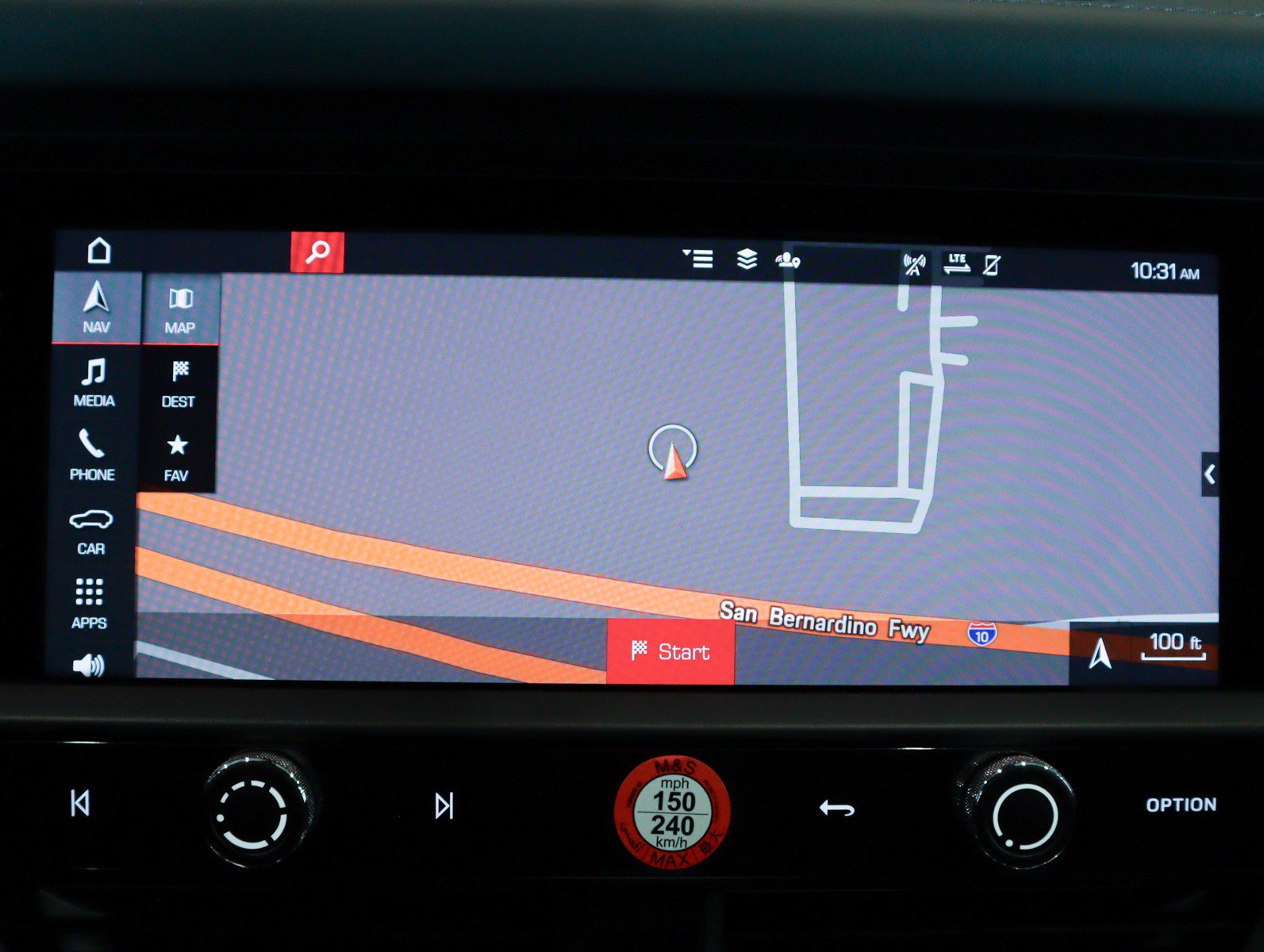 Certified 2025 Porsche Macan T image 24