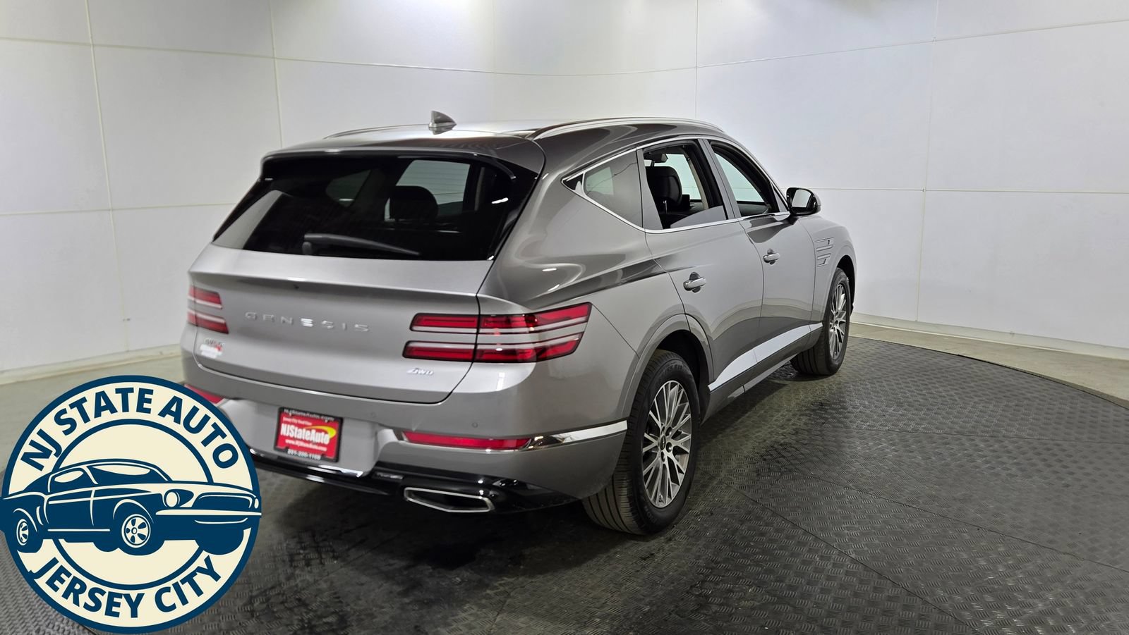 Used 2021 Genesis GV80 2.5T AWD/4WD image 7