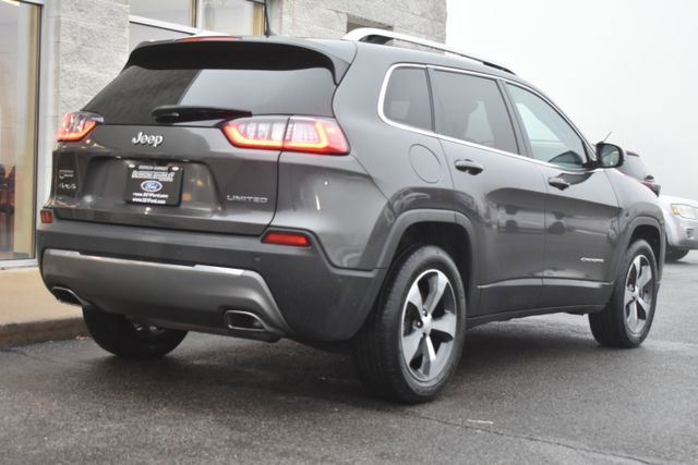 Used 2019 Jeep Cherokee Limited w/ Luxury Group image 11