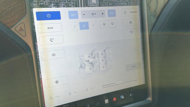 Used 2019 Tesla Model X 75D image 25