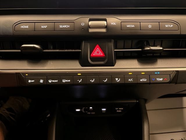 Used 2025 Kia K4 FWD image 24