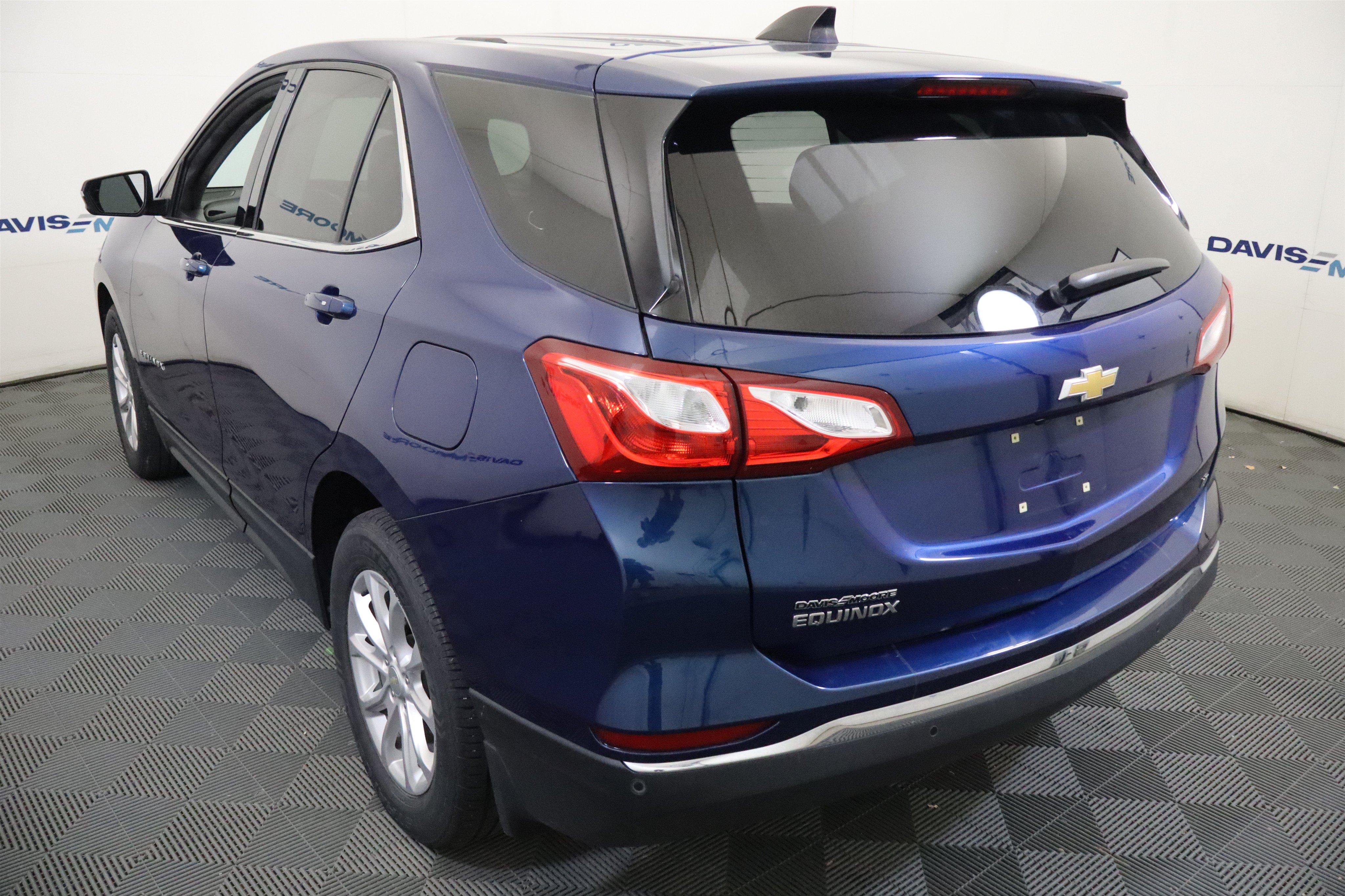 Used 2019 Chevrolet Equinox LT FWD image 10