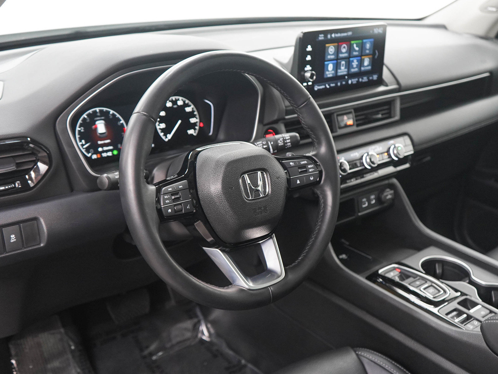 Used 2025 Honda Pilot Touring image 21