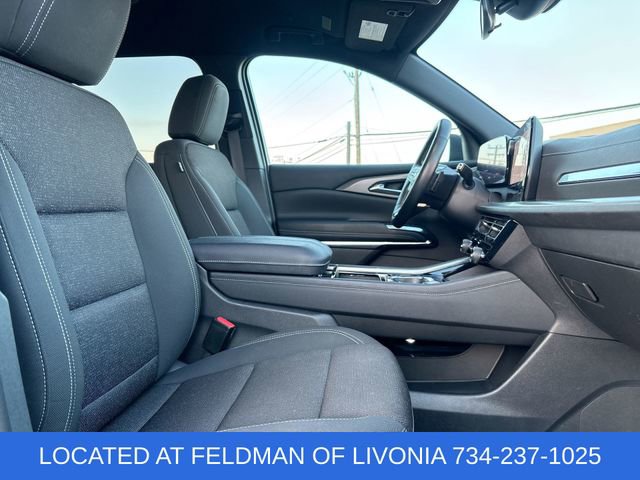 Used 2024 Chevrolet Traverse LT w/ LPO, Floor Liner Package image 27