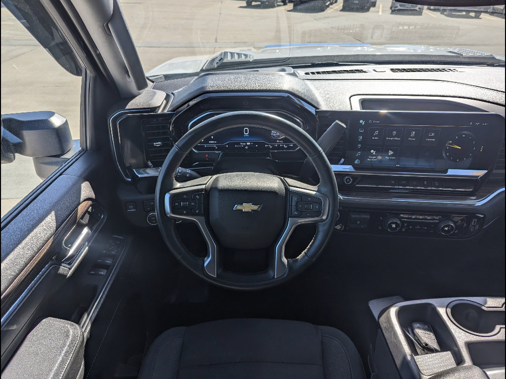 Used 2024 Chevrolet Silverado 3500 LT w/ Convenience Package AWD/4WD image 3