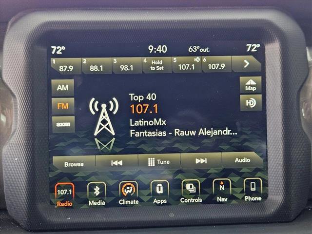 Used 2019 Jeep Wrangler Unlimited Sahara image 11