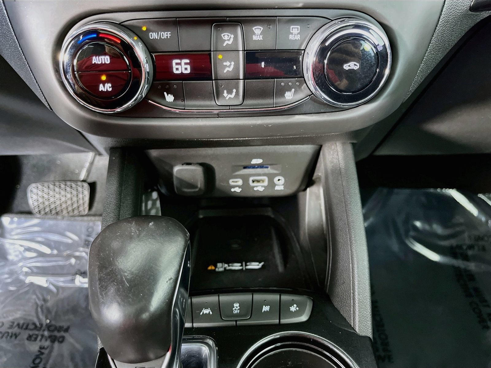 Used 2021 Chevrolet TrailBlazer ACTIV w/ Sun and Liftgate Package FWD image 21