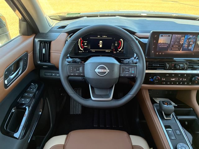 New 2026 Nissan Pathfinder Platinum AWD/4WD image 14