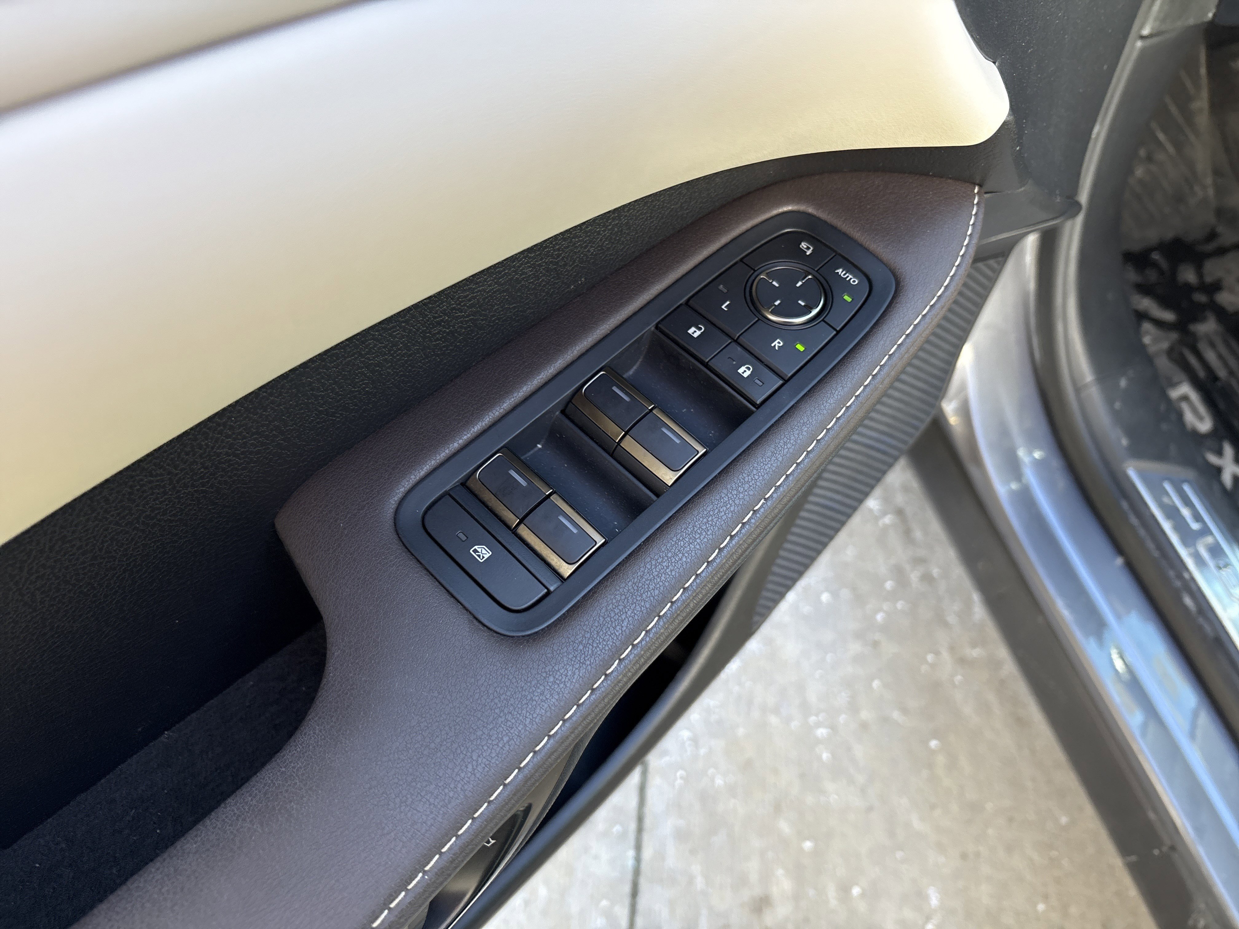 Used 2023 Lexus RX 350 Premium Plus image 15