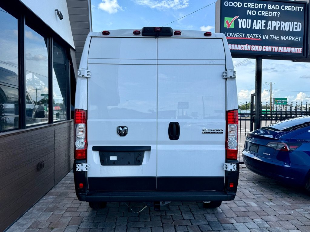 Used 2023 RAM ProMaster 2500 FWD image 8