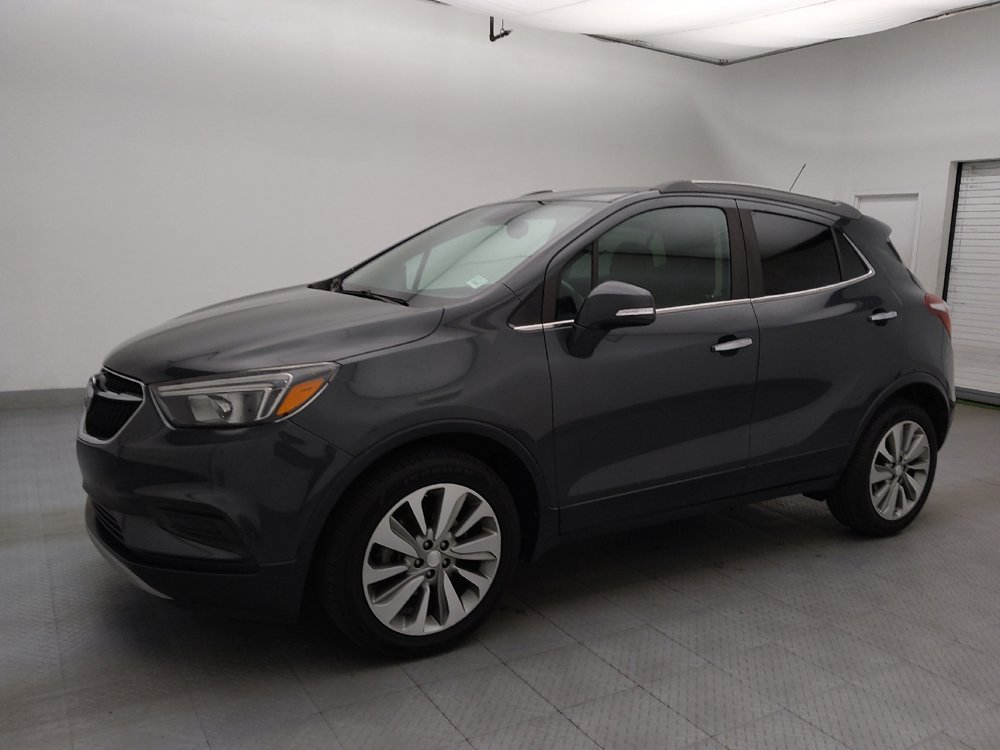 Used 2018 Buick Encore Preferred FWD image 2
