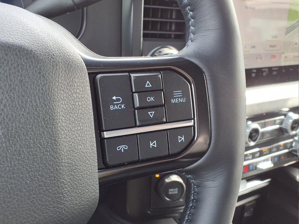 New 2025 Ford F450 Platinum image 11