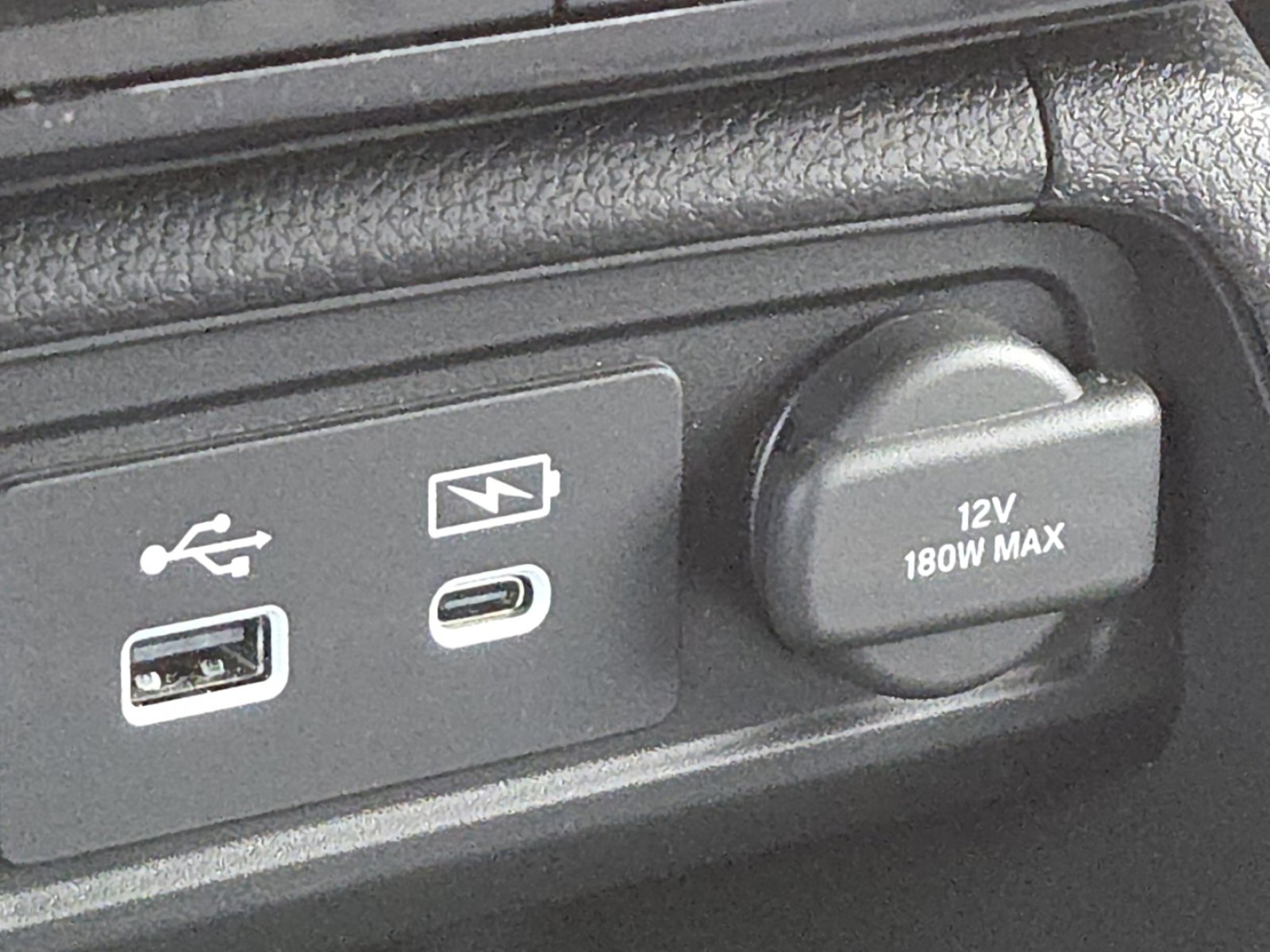 Used 2025 Honda Pilot Elite image 33