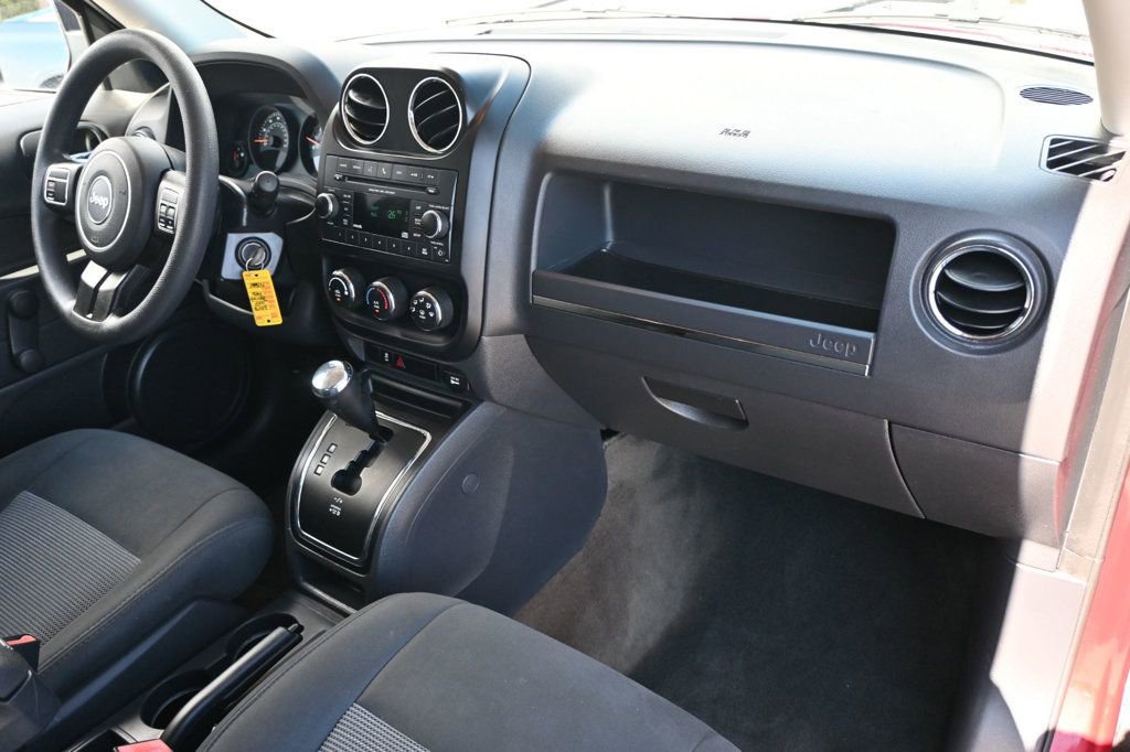 Used 2017 Jeep Patriot Sport FWD image 8