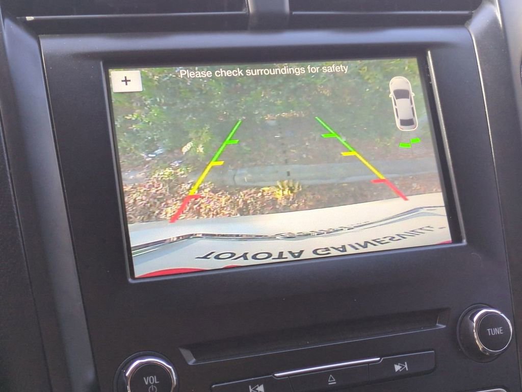 Used 2018 Ford Fusion SE w/ Equipment Group 201A image 20