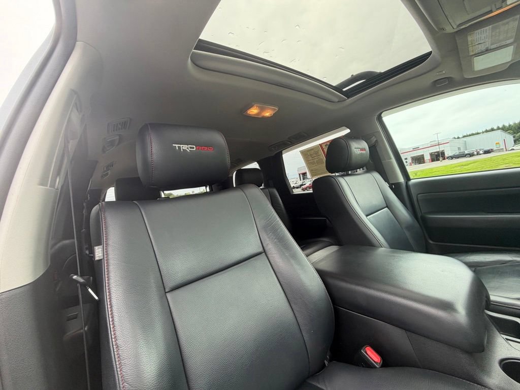 Used 2021 Toyota Sequoia TRD Pro AWD/4WD image 37