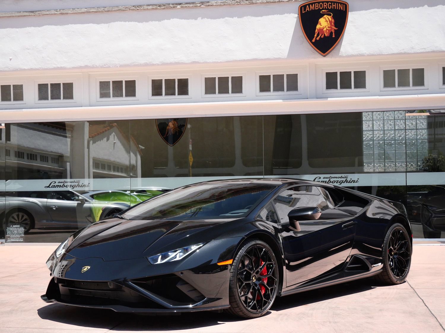 Used 2023 Lamborghini Huracan EVO RWD image 14