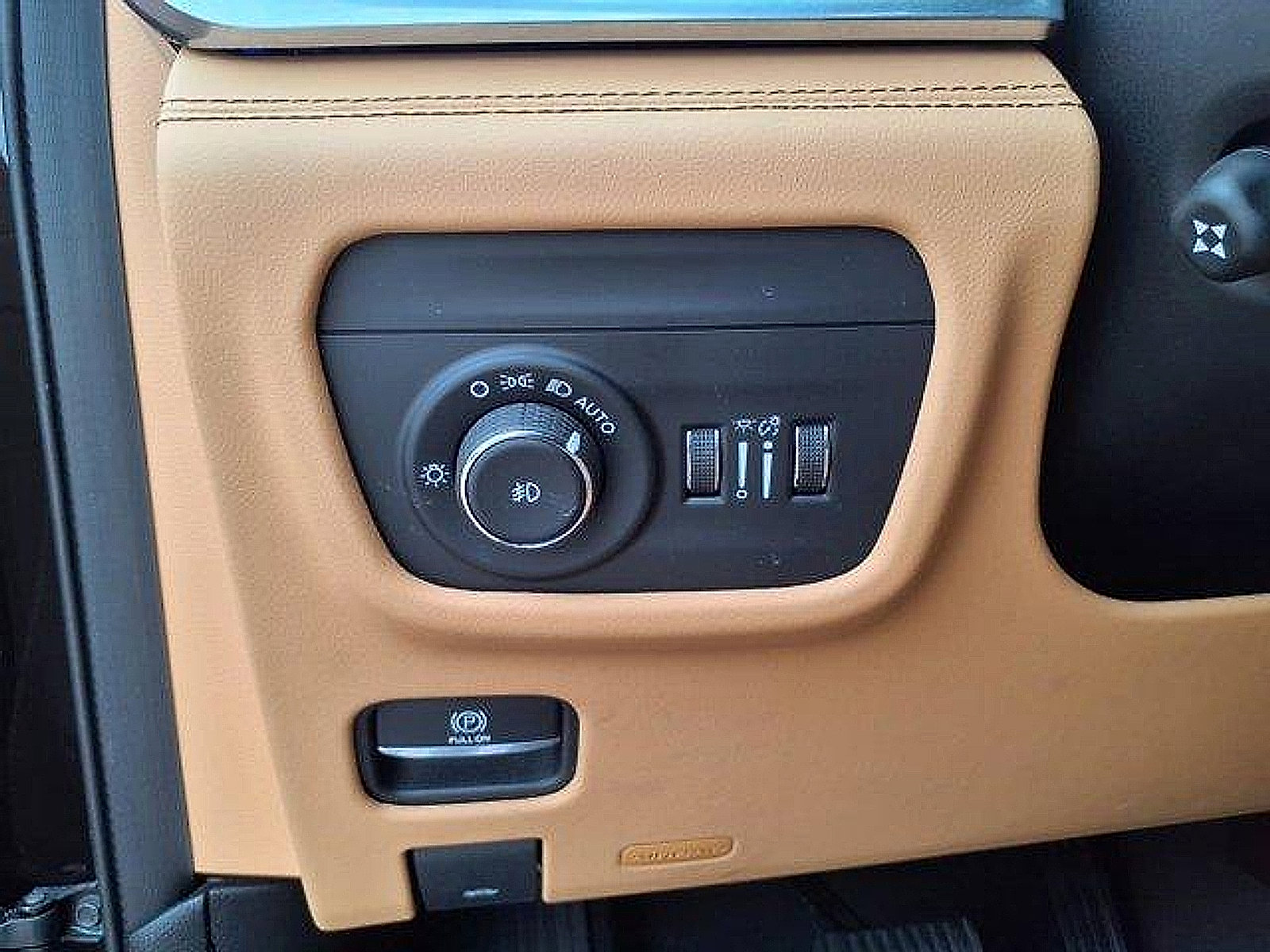 Used 2021 Jeep Grand Cherokee L Summit image 26