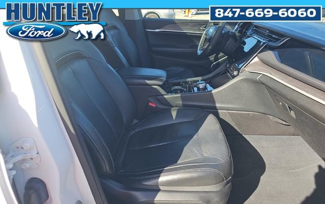 Used 2023 Jeep Grand Cherokee 4WD 4xe image 7