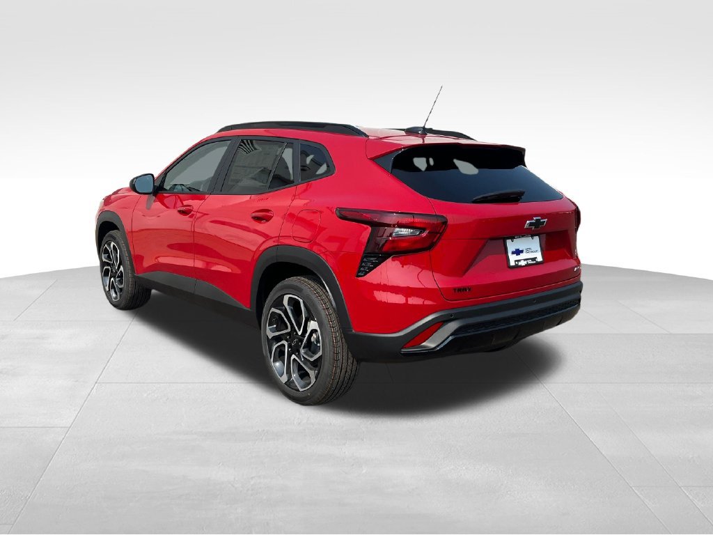 New 2026 Chevrolet Trax RS w/ Driver Confidence Package FWD image 3