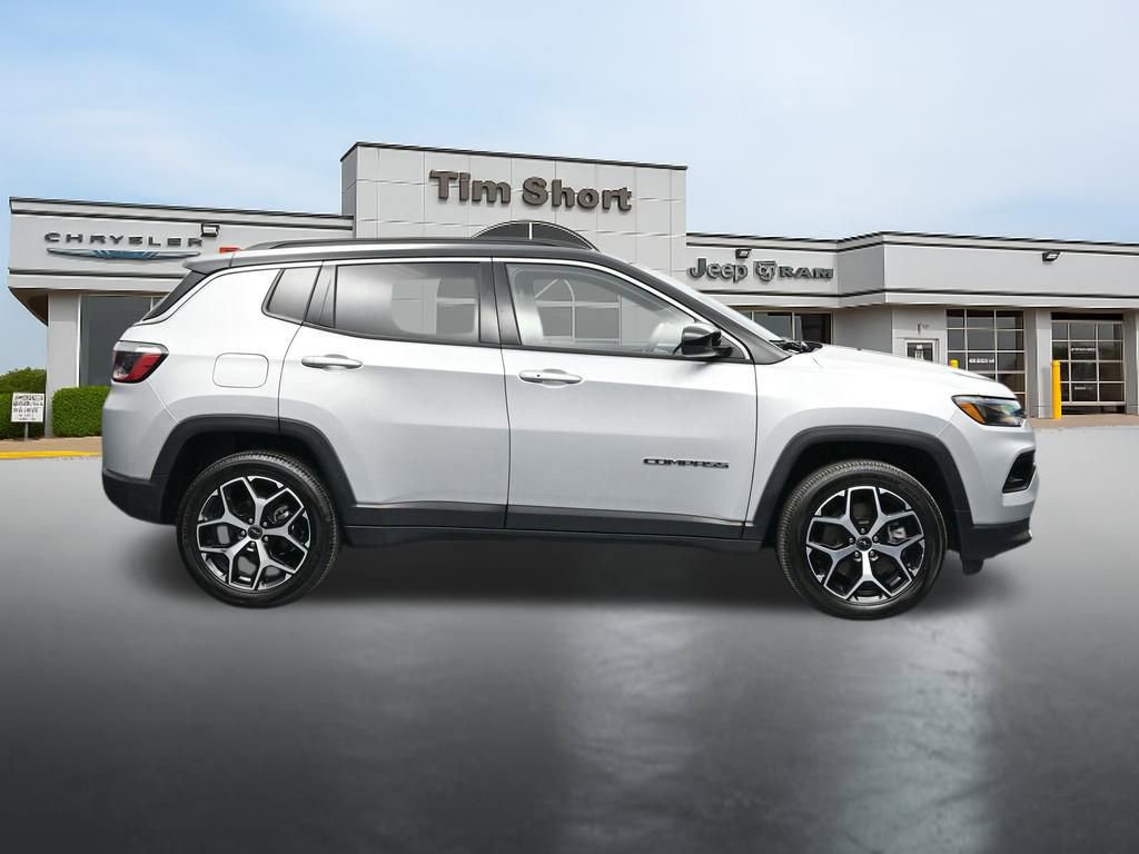 Used 2025 Jeep Compass Limited AWD/4WD image 6